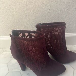 Elegant Burgundy Lace Ankle Boots